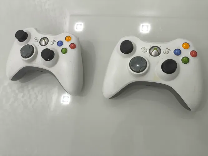 2 controles Xbox 360 não abaixo preço!!!