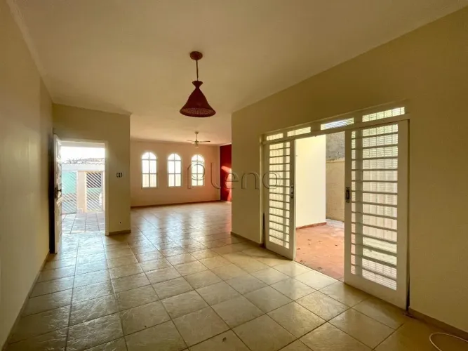 Casa à venda com 3 quartos no Chácara da Barra, Campinas.