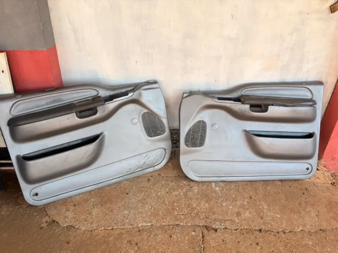 Forros de porta F250