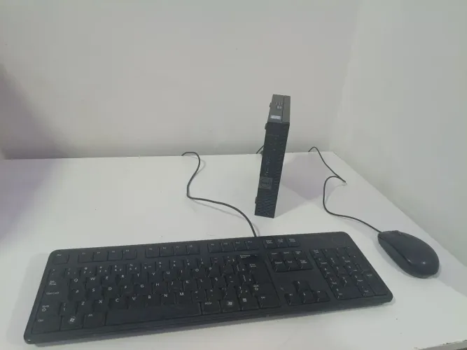 Vendo CPU Dell optplex 3040, processador i7, SSD 480G, 16GB, Mouse e Teclado.