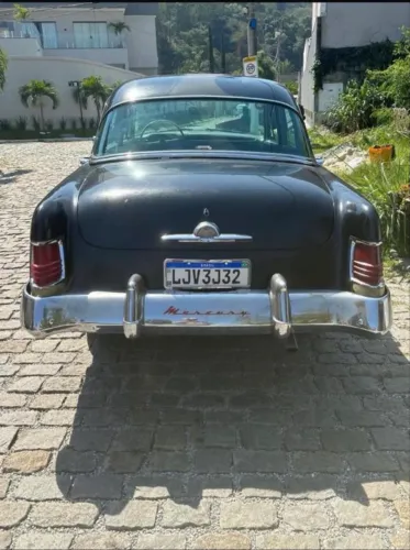 Ford Fairlane Crown Victoria 1954