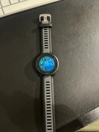 Relogio Garmin Forerunner 165 series