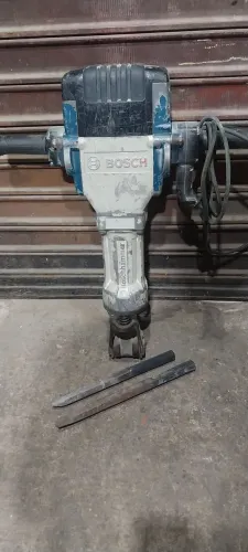 Martelete 30 kilos. BOSCH
