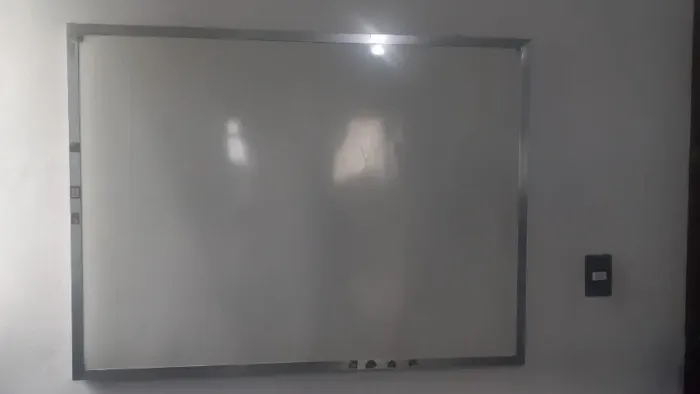 LOUSA / QUADRO BRANCO