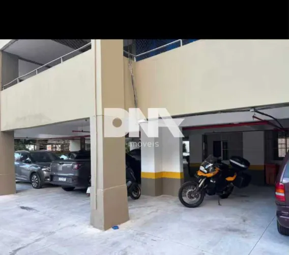 Vidigal, apto transformado em 2 estudios completos , vista mar para rentabilidade!