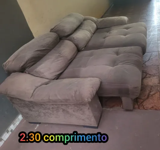 Lindo sofá retrátil e reclinável 