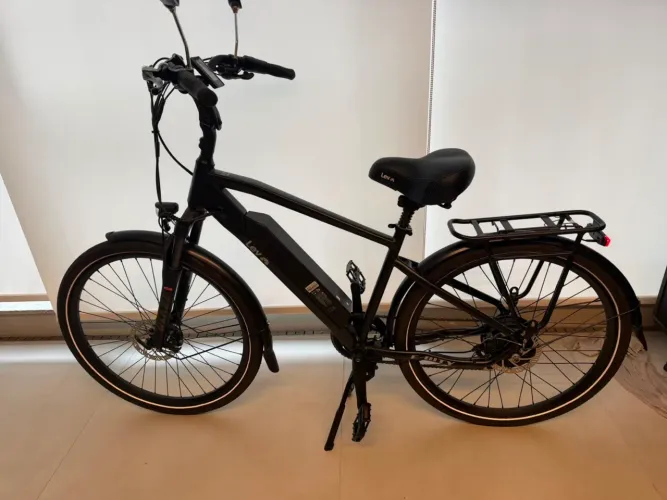 Vendo bike da leve modelo city , pouco usada em estado novo