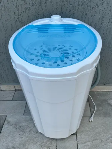Centrifuga Britânia