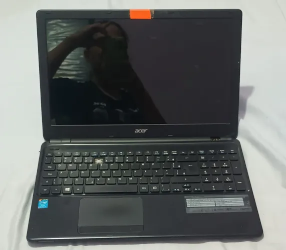 Notebook para retirada de peças