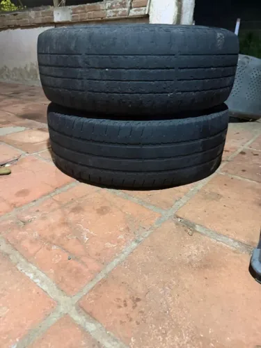 Pneu 215 65 r16 fiat toro