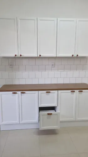 Conjunto armário de cozinha branco