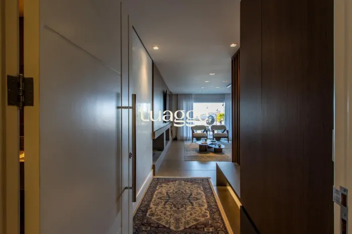Cobertura para venda com379 m², 3 dormitórios, sendo 3 suites, 4 vagas - Vila Assunção