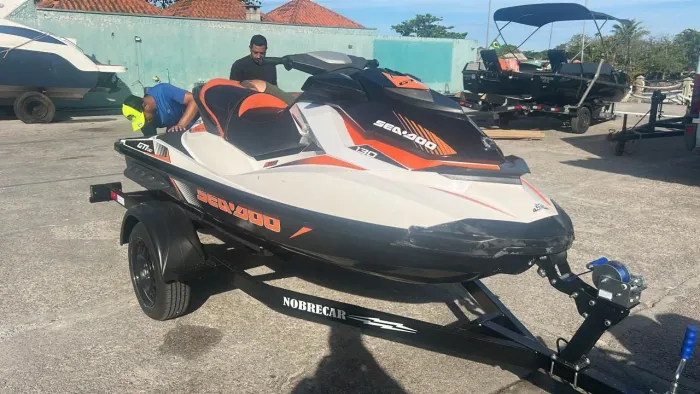 Carreta para jetski galvanizada a fofo