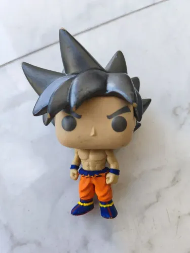 Funko pop goku ultra instinto - Dragon Ball