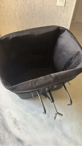 Cesto Dianteiro para Bicicleta com Suporte Metálico