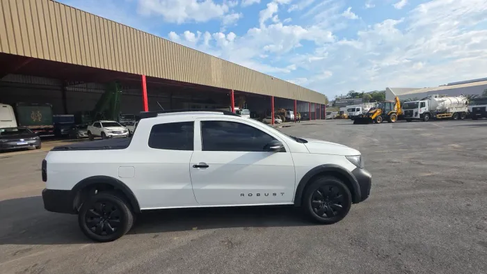 Volkswagen Saveiro Robust 1.6 Total Flex 16V CD 2025