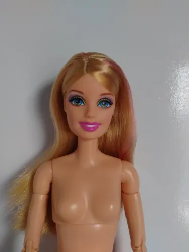 Barbie Fashionista 194 (cadeirante)