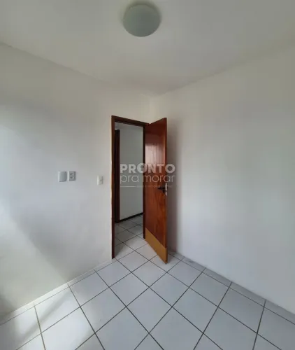 Apartamento com 3 quartos em Pina