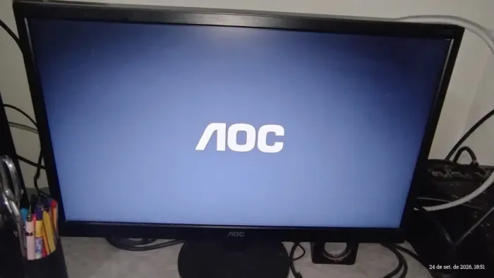 Monitor AOC 21"