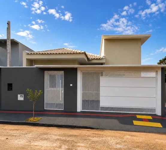 ? CASA À VENDA | FLOR DE MAIO 450 mil - DOURADOS/MS
