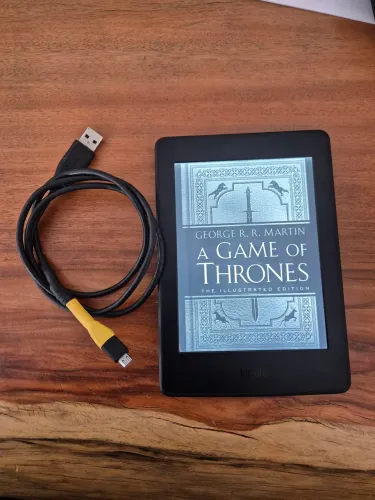 Kindle Paperwhite 7 com Iluminaçao