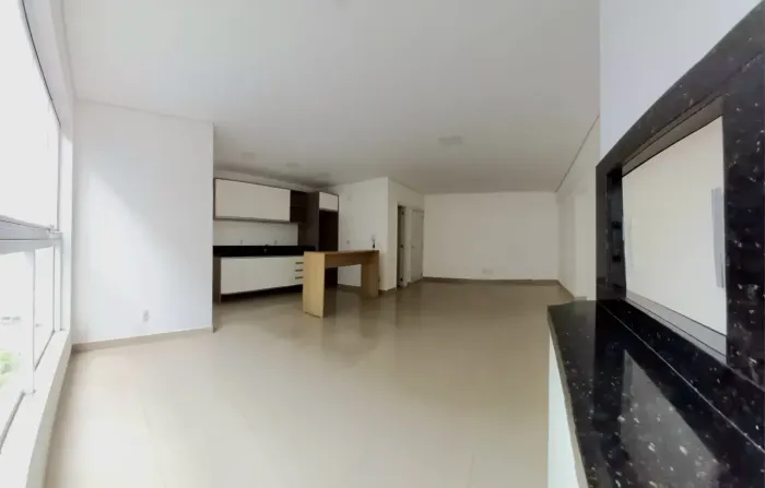 Excelente apartamento de 02 suítes semimobliado no Centro - Itajaí - SC