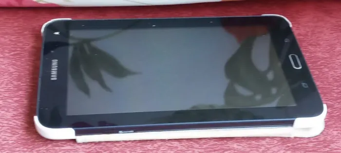 Tablet Samsung Galaxy Tab E Sm-t113NU
