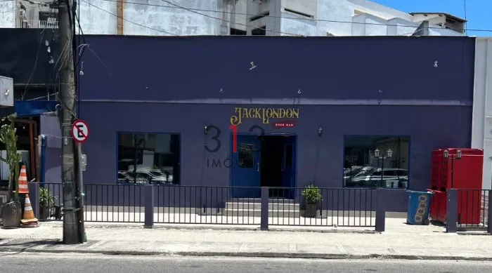 127970 GRANDE LOJA PARA LOCACAO 128205 Avenida Erico Verissimo Barra da Tijuca Excelente o