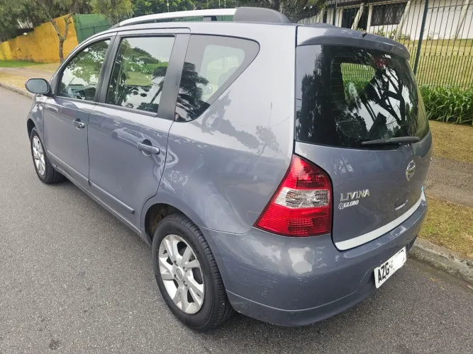 Nissan Livina S 1.8 16V Flex Fuel Aut. 2014