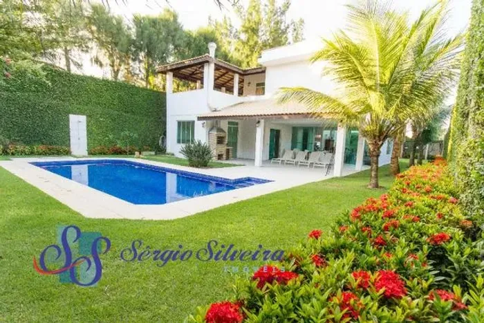 Casa no bairro Dunas alto padrão com 3 suítes, piscina e deck com churrasqueira