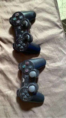 2 CONTROLES PS3 50$