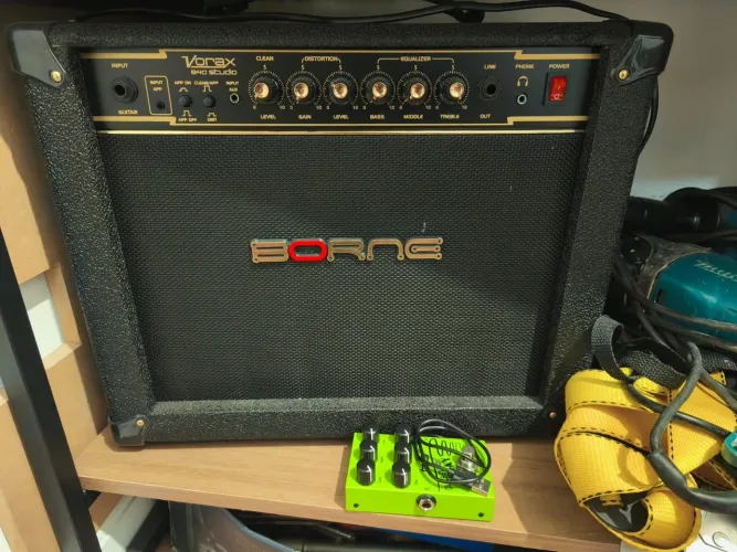 Amplificador borne voraz b40