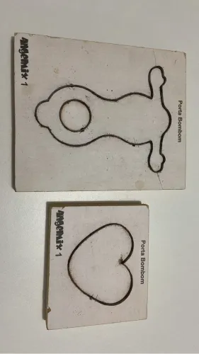 Faca de Corte Porta Bombom 