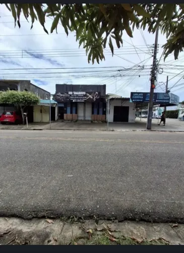 Vendo casa + Ponto comercial