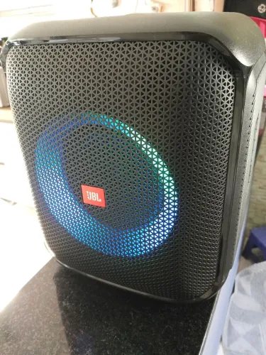 Caixa de som jbl encore essential