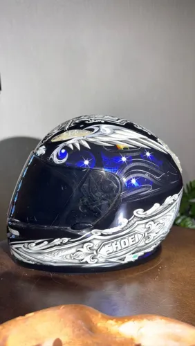 Capacete de Moto Shoei