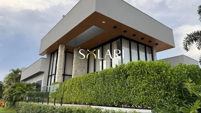 Casa de Alto Padrão no Alphaville 2 Locação 5 quartos 3 suites plenas 316m2