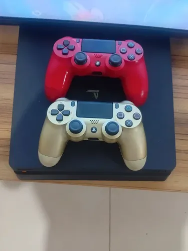 Vendo Playstation 4 Slim