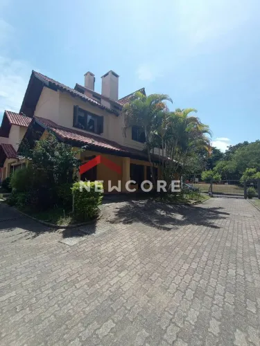 Casa de condomínio em Rua Luís Felipe Monmany - Espírito Santo - Porto Alegre/RS