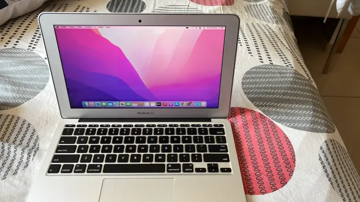 Mac book 