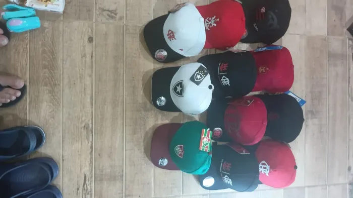 BONÉS FLAMENVGO FLUMINENSE VASCO BOTAFOGO VÁRIOS MODELOS 