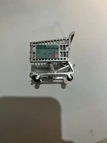 IMÃ DE GELADEIRA/ PORTA RECADO CARRINHO DE SUPERMERCADO PÃO DE AÇÚCAR, 5 CM