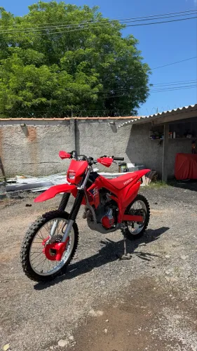 Honda CRF 250F ano 2025