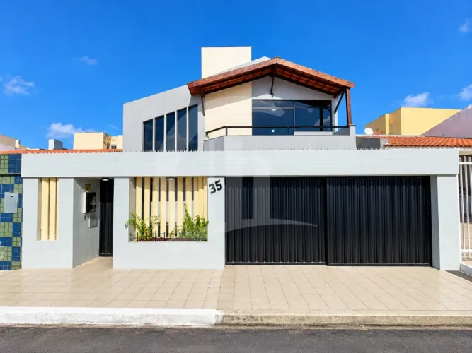 Casa Duplex para Locação com 350 m² no Bairro Luzia