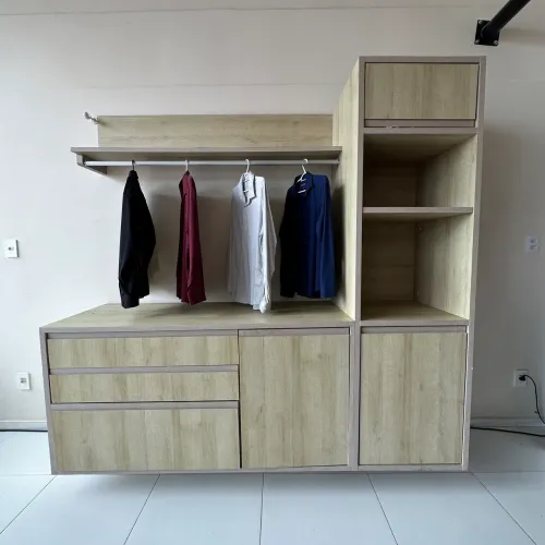 Expositor de loja de roupa