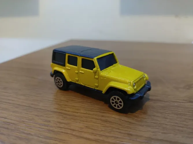 Miniatura Maisto Jeep Wrangler Unlimited Amarelo Loose Novo 1:64