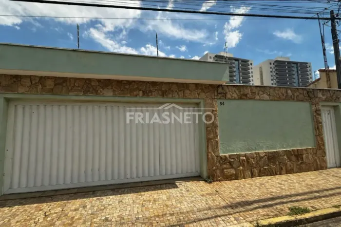 Casa à venda no bairro Vila Independência