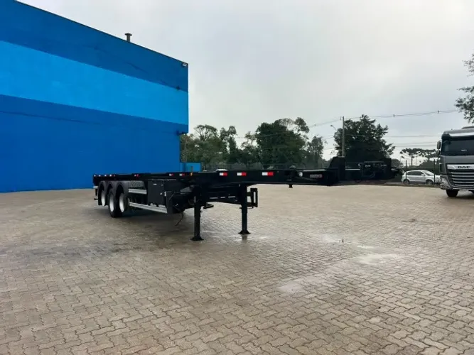 Carreta Sr Porta Container 12 Locks ano 2021/22 Rodofort 40 Pés