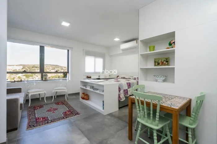 Charmoso Loft com 1 dormitório para locacao e venda, 38 m² - Chácara das Pedras - Porto Al