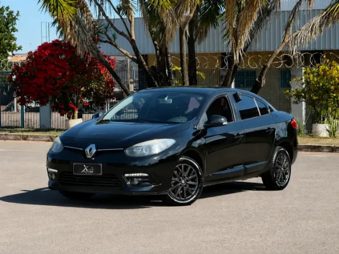 Renault Fluence Sed. Dynamique 2.0 16V Flex Aut. 2016